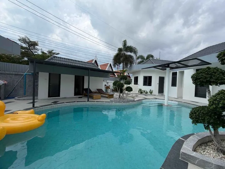 6 Bedroom Villa for rent in South Pattaya