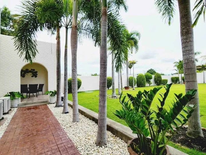 4 Bedroom Villa for sale in Mabprachan