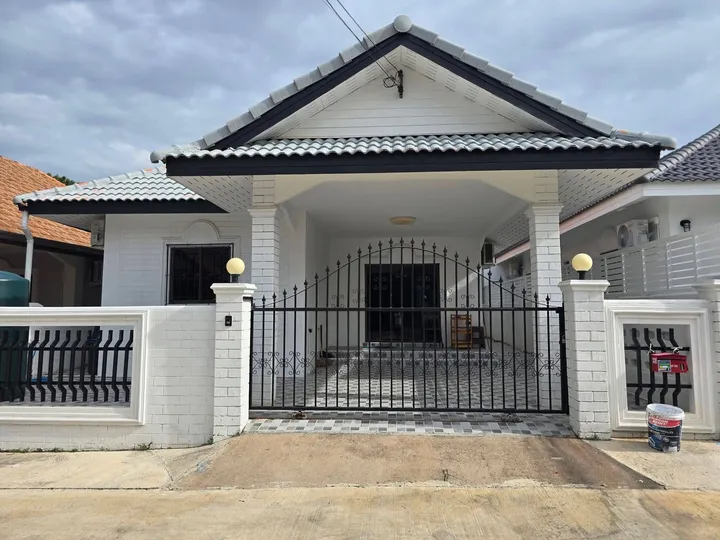 2 Bedroom House for rent in Khao Noi