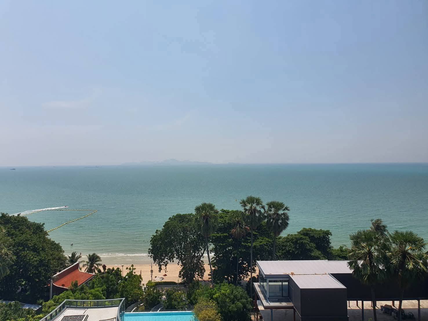 1 Bedroom Condo for rent at Arom Wongamat