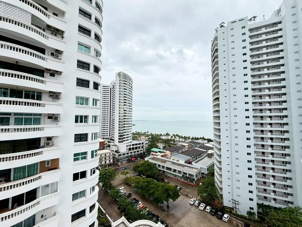 2 Bedroom Condo for rent at Jomtien Complex