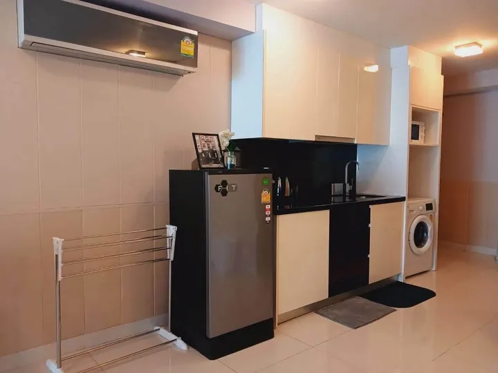 Studio for rent at Park Royal 2