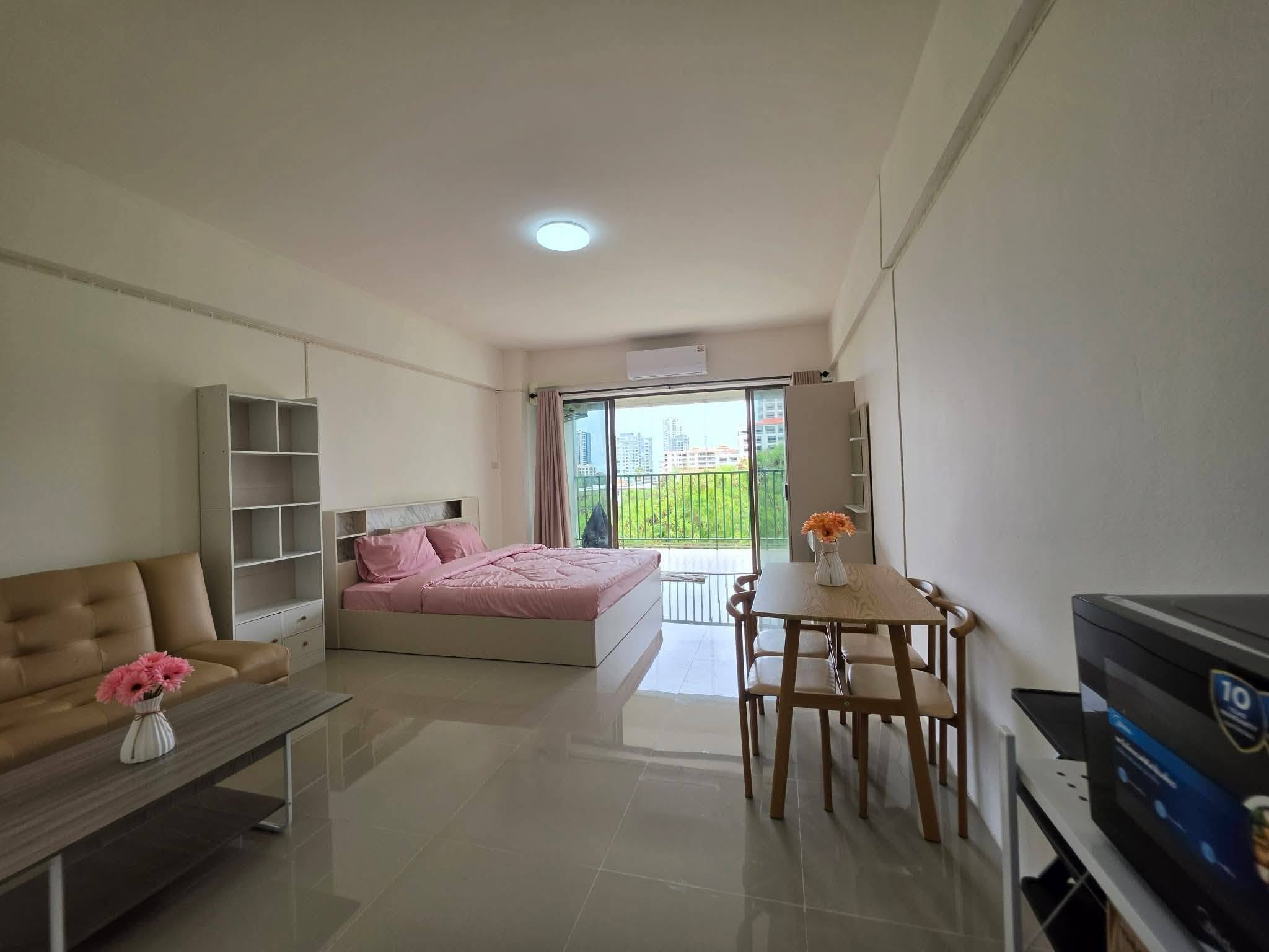 Studio for rent at Sombat Condo View