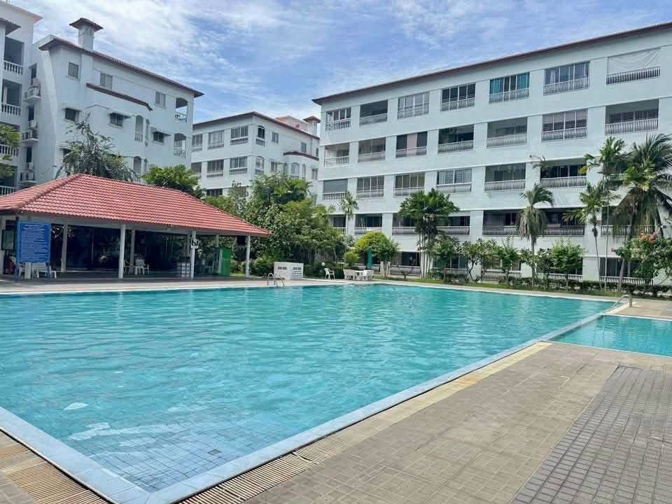 Condo for rent at Baan Suan Lalana