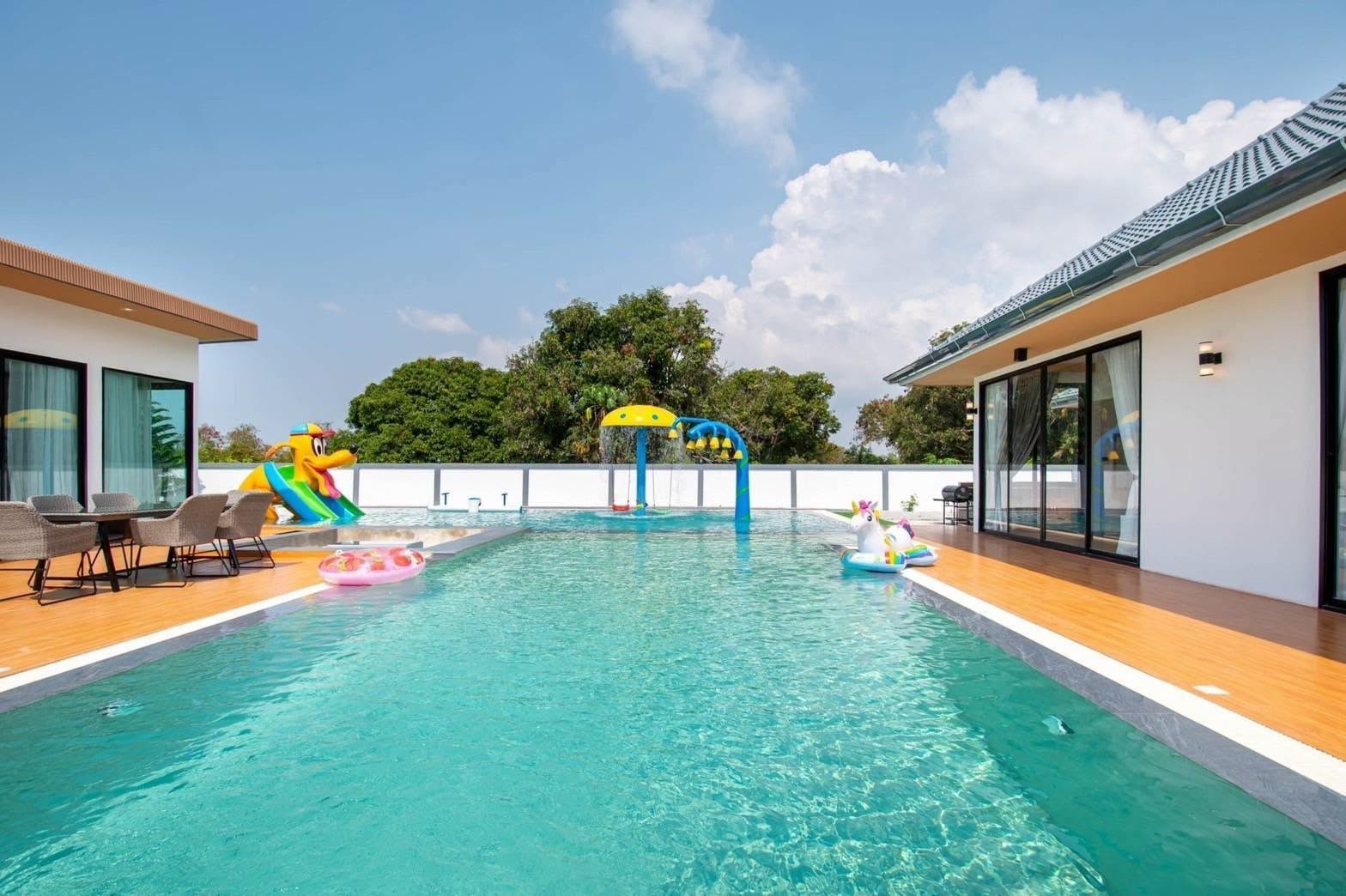6 Bedroom Villa for rent at Space