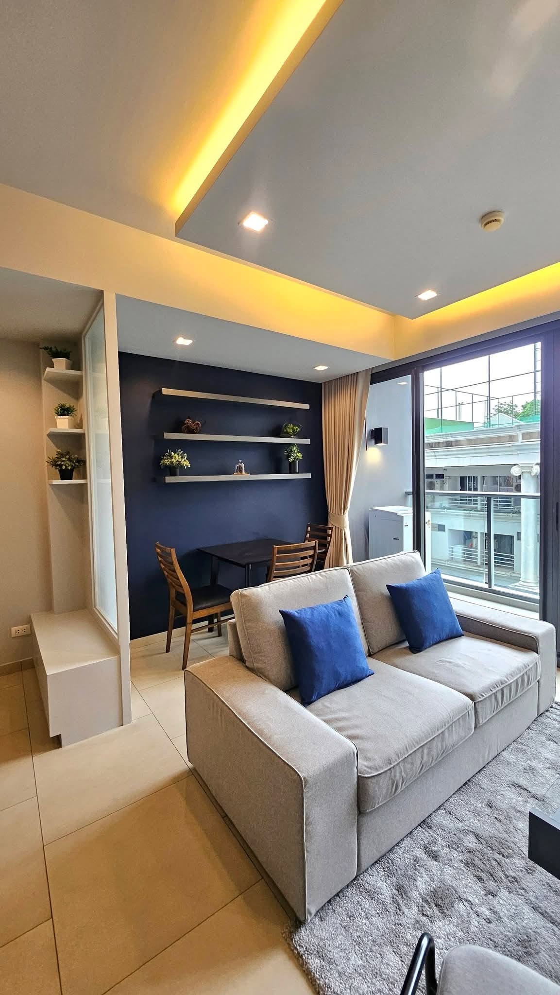 1 Bedroom Condo for rent at Zire Wongamat