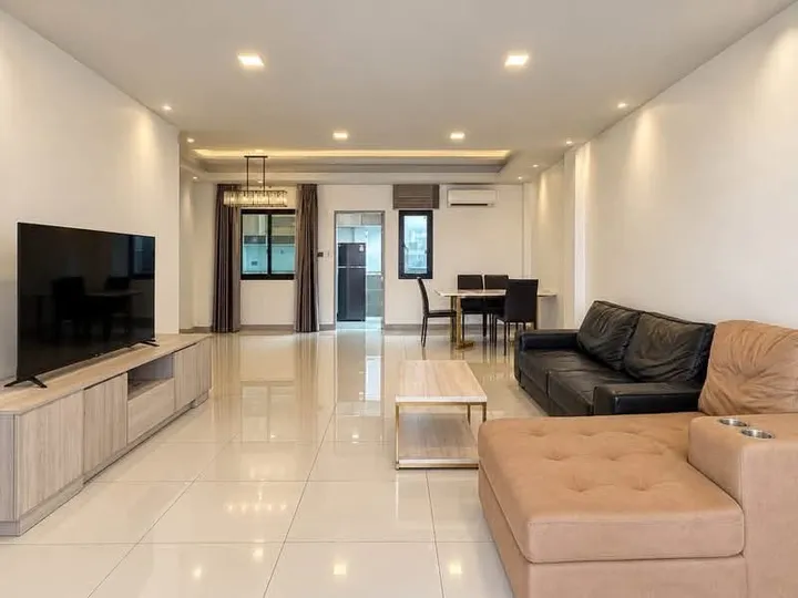 3 Bedroom Townhouse for rent at Chokchai 9