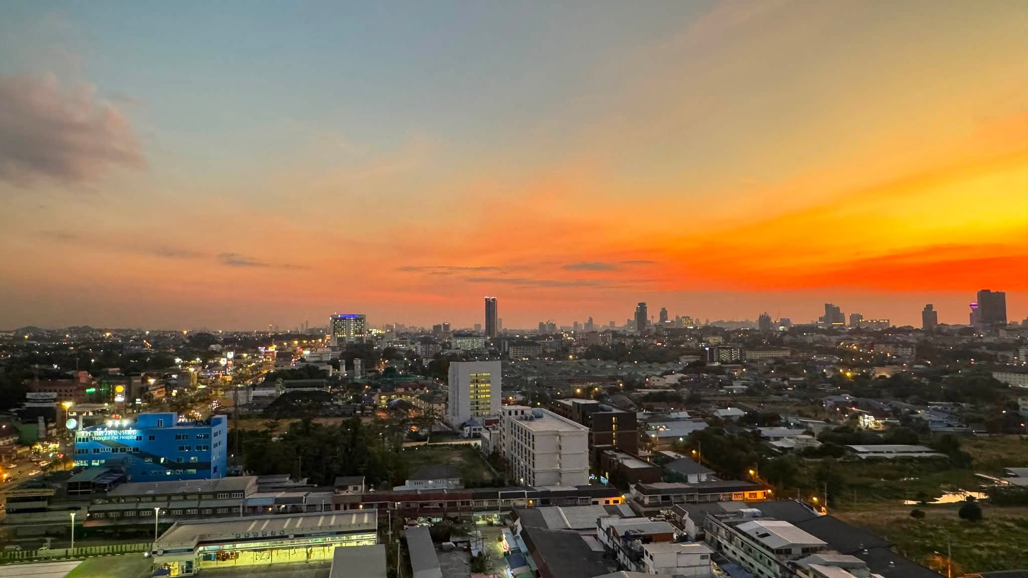 1 Bedroom Condo for rent at Lumpini