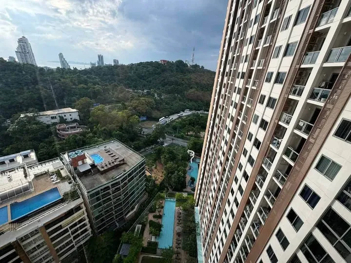 Photo from a listing at Unixx