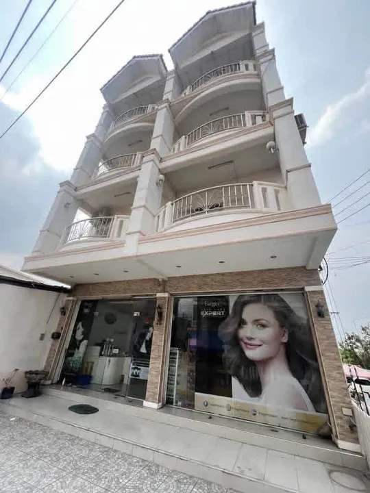 Commercial for sale in Khao Noi