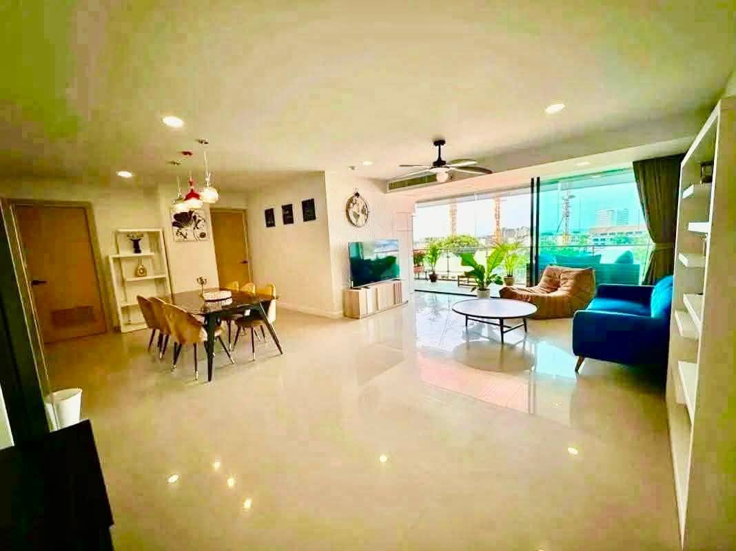 2 Bedroom Condo for sale at Gardenia Jomtien