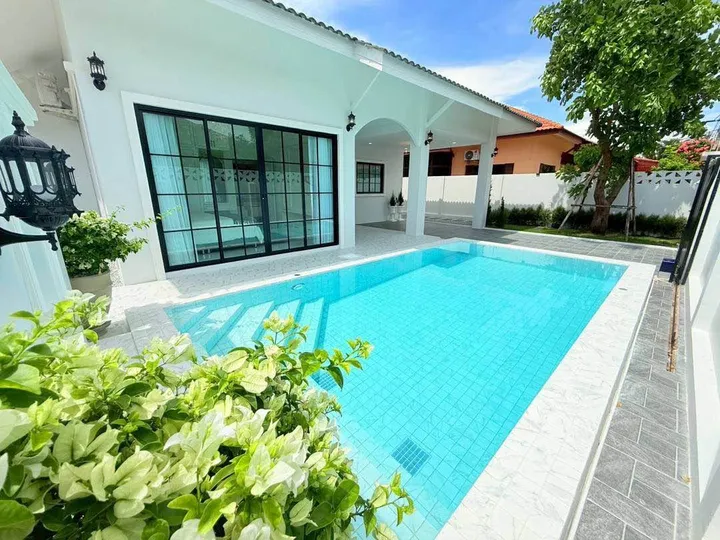 3 Bedroom House for sale in Central Pattaya