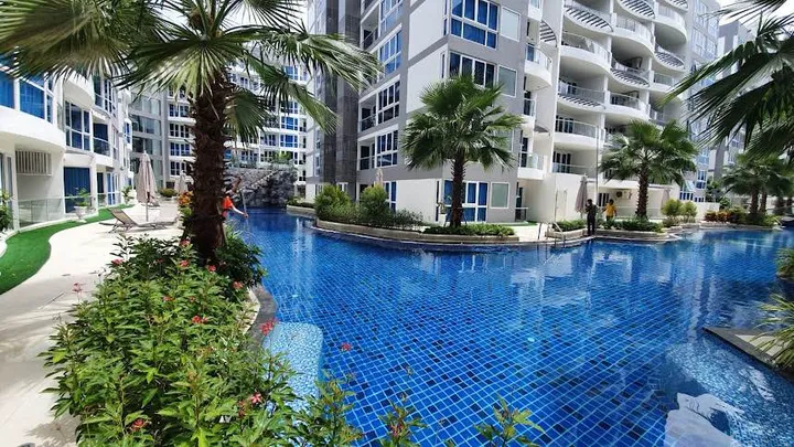 1 Bedroom Apartment for rent at Grand Avenue