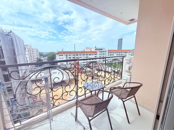 Photo from a listing at Paradise Park