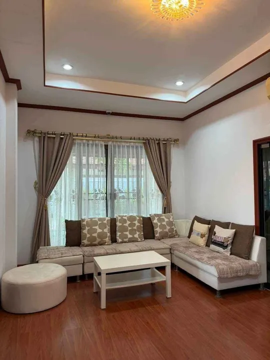 5 Bedroom House for sale in Jomtien