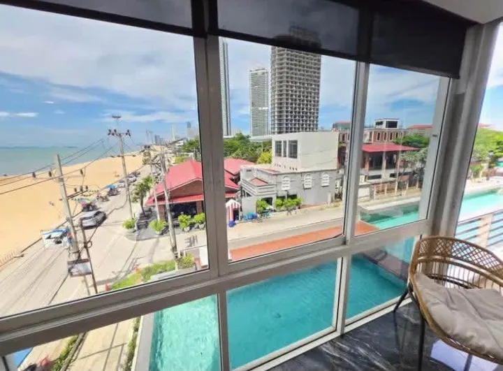 3 Bedroom Condo for rent in Jomtien