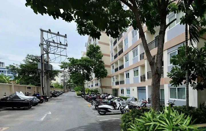 Listing photo