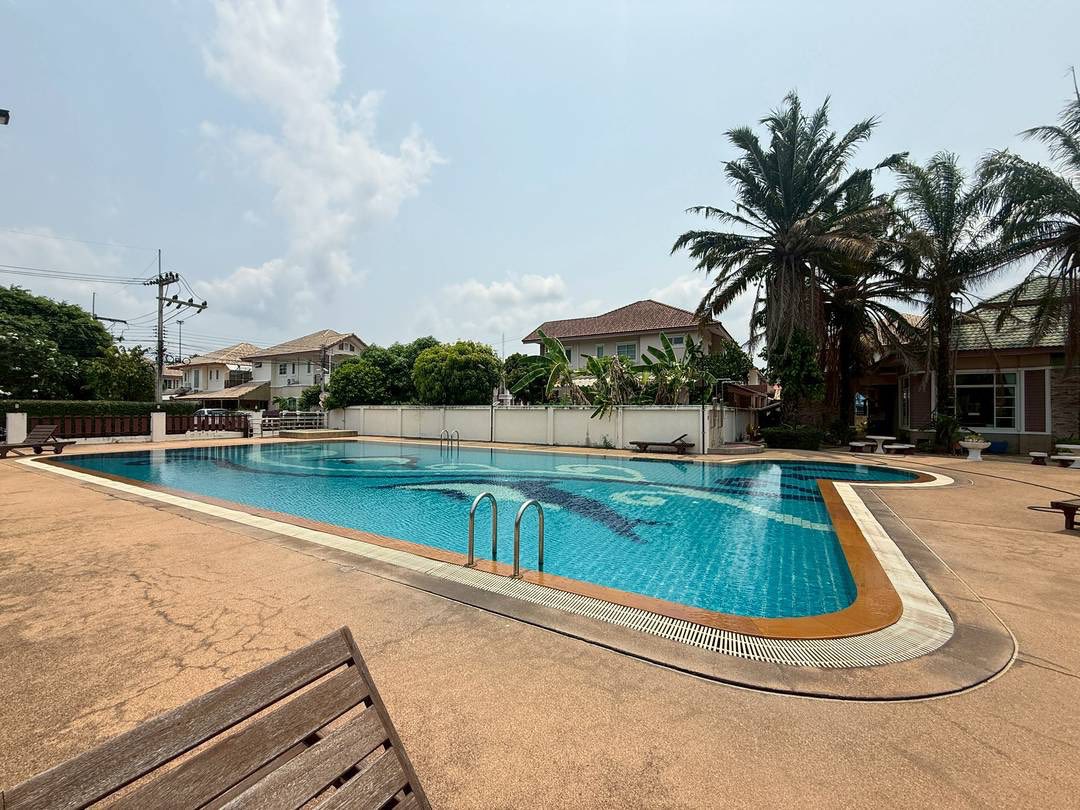 3 Bedroom House for rent at Sirisa 12