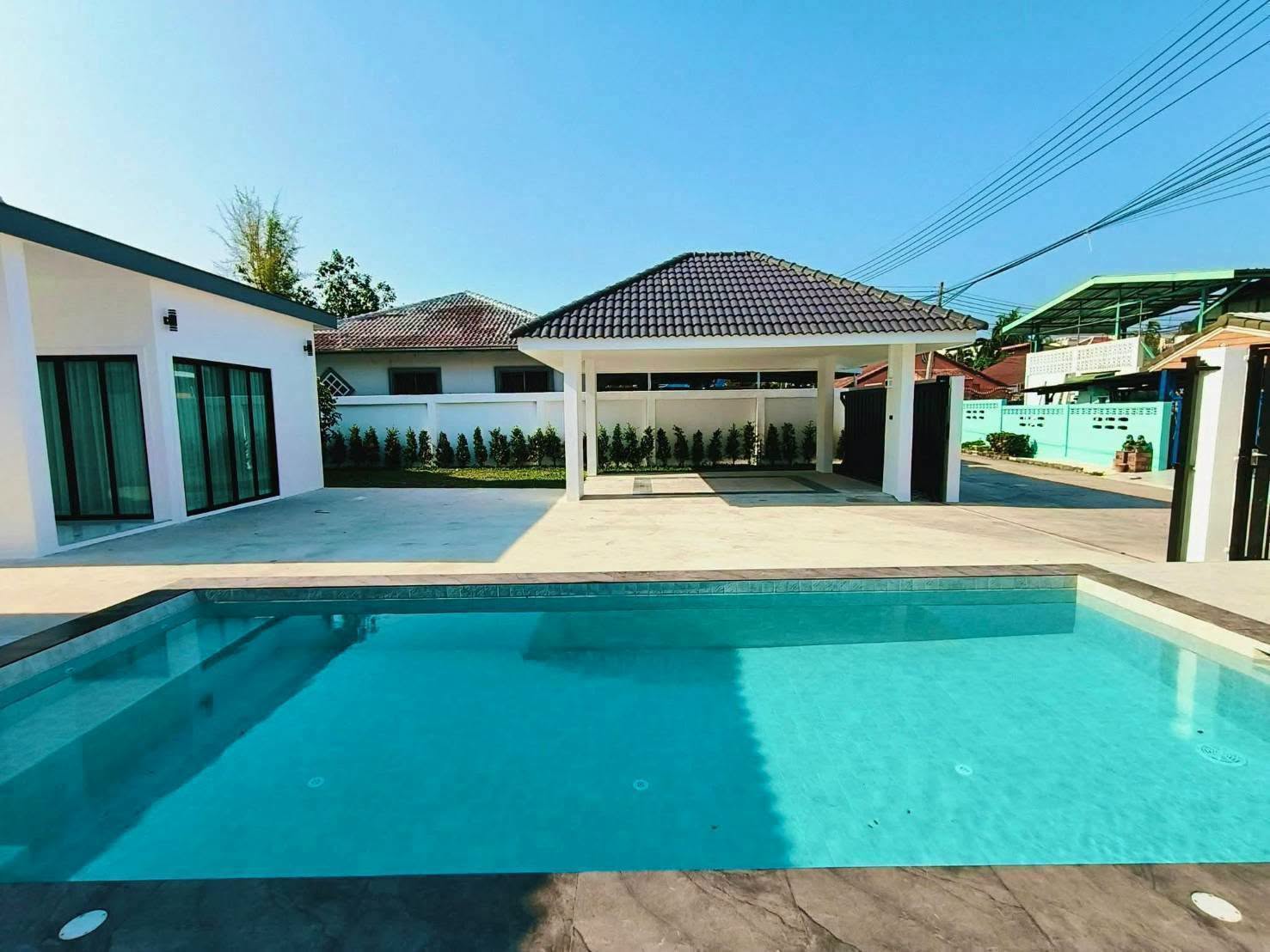 4 Bedroom House for sale at Pattaya Greenville