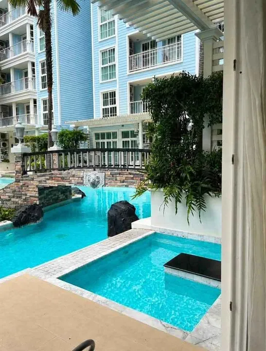 Photo from a listing at Grand Florida