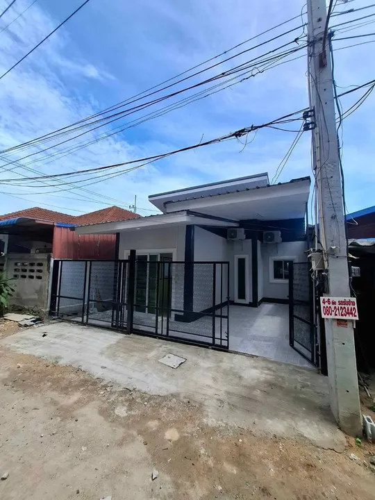 Listing photo
