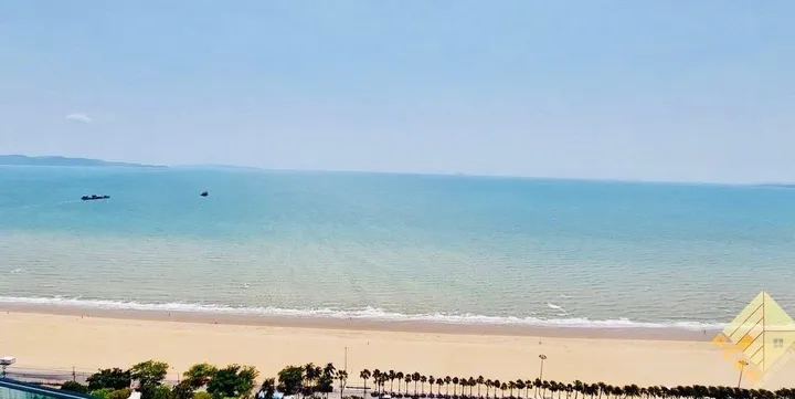 Photo from a listing at Metro Jomtien Condotel