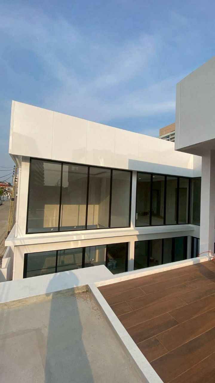 5 Bedroom Villa for sale in Jomtien