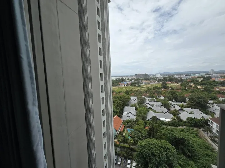 Studio for rent at Riviera Condominium