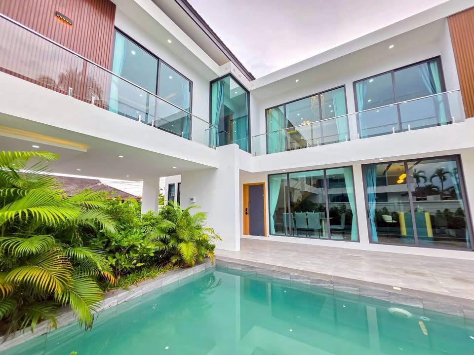 3 Bedroom House for sale in Mabprachan