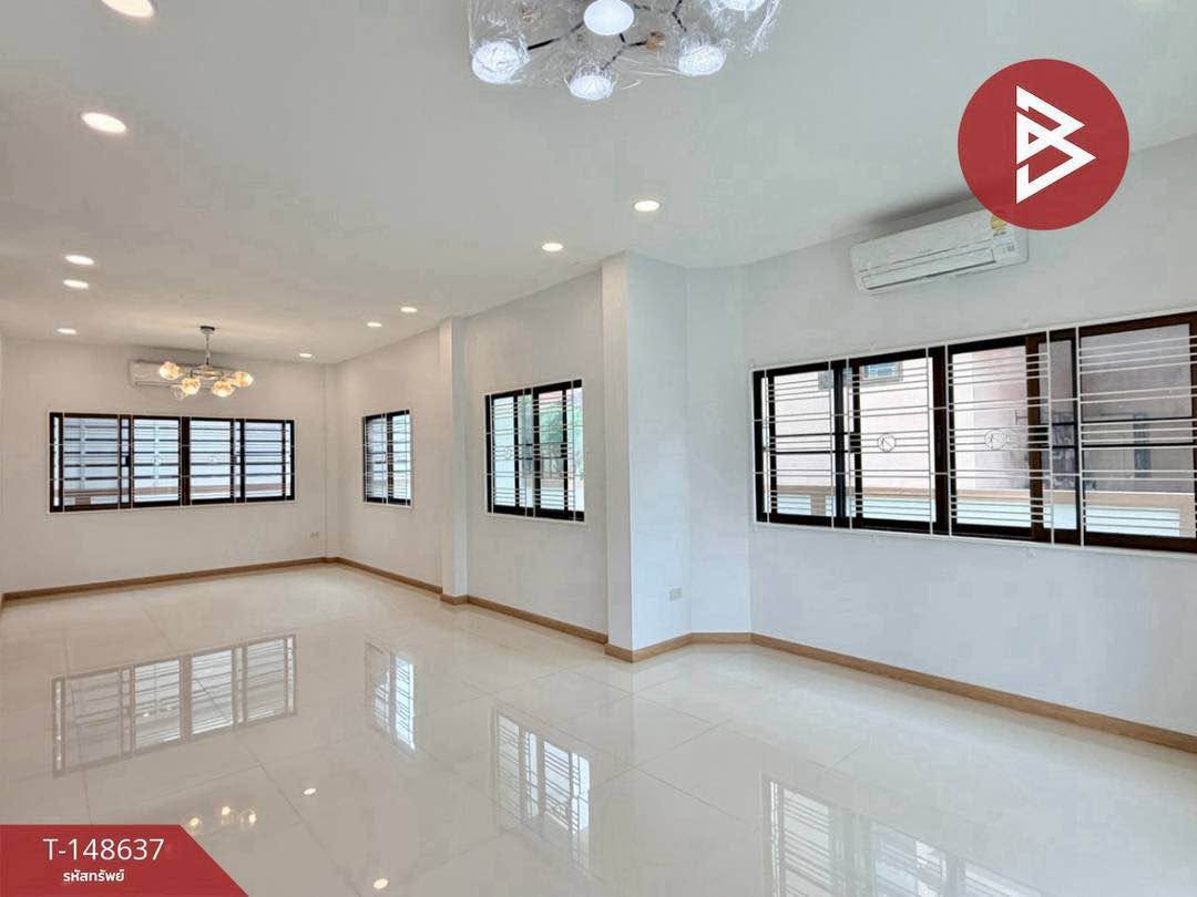3 Bedroom House for sale at Piyawat3 Bangsean