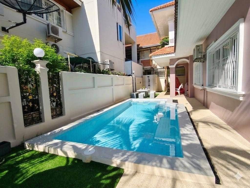 3 Bedroom Villa for rent in Na Kluea