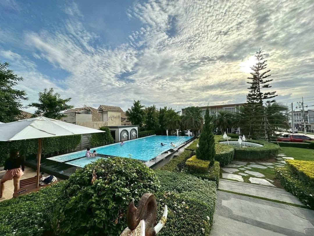 4 Bedroom Townhouse for rent at Golden Town