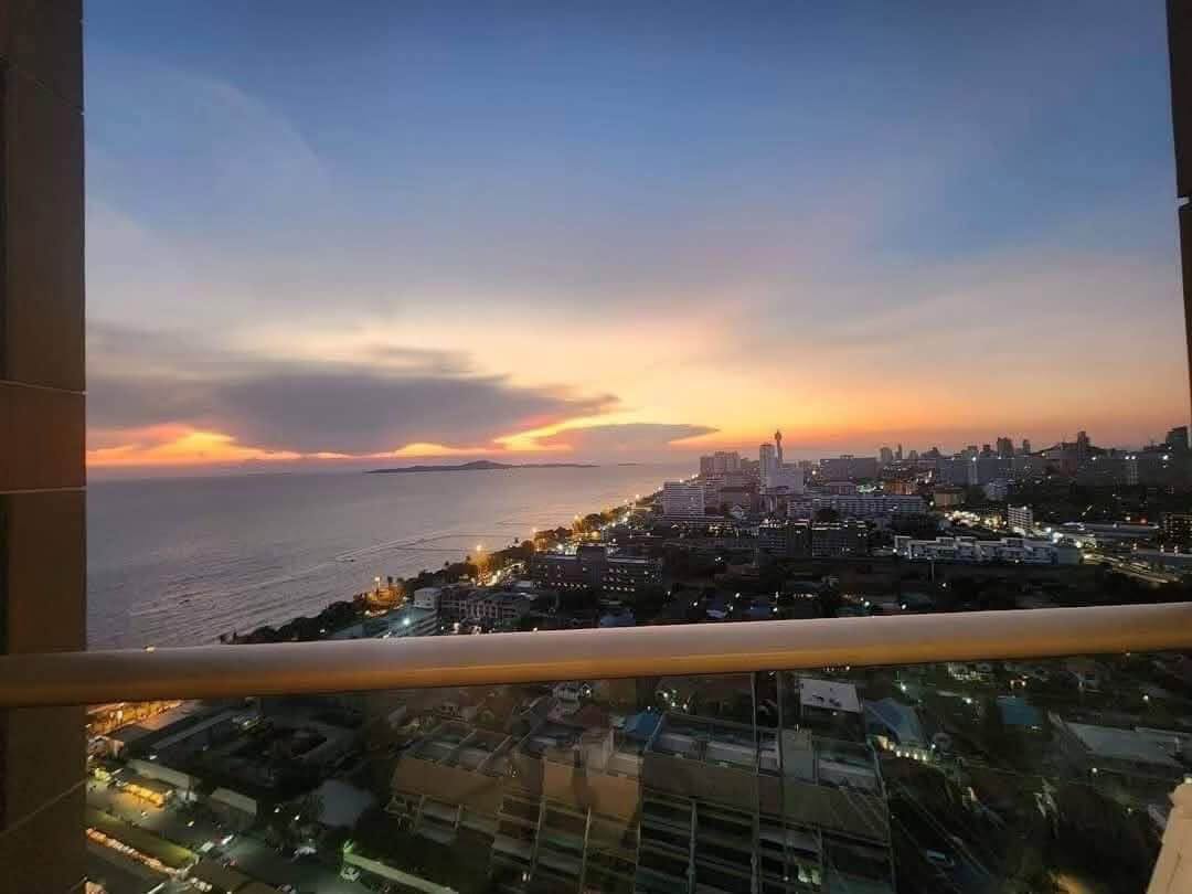 1 Bedroom Condo for rent at Copacabana