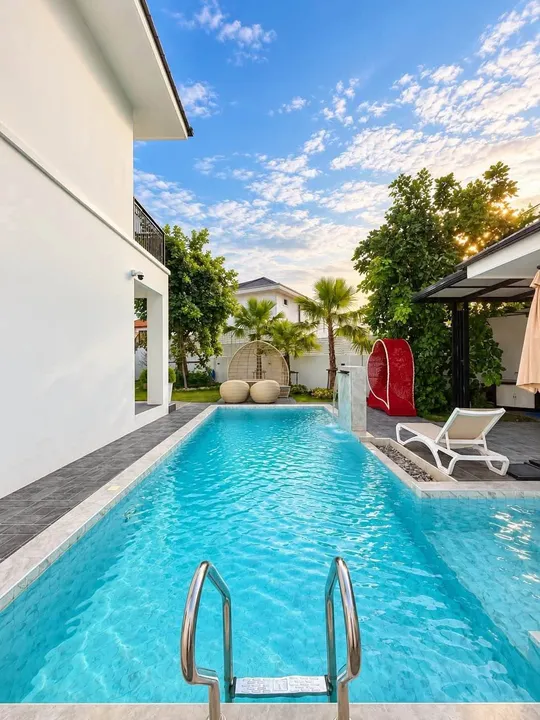 6 Bedroom Villa for rent in Siam Country Club