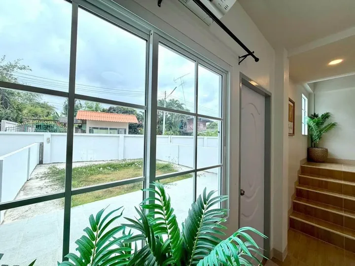 3 Bedroom Townhouse for sale in Noen Plub Wan