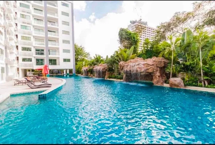 Photo from a listing at Club Royal