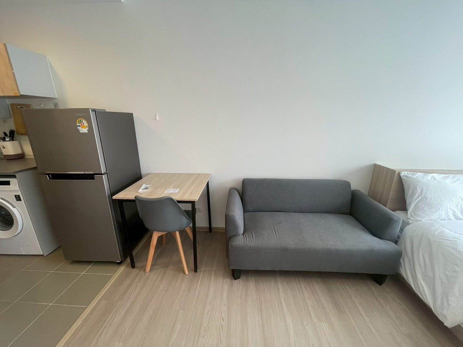 1 Bedroom Apartment for rent at Vay Pothisan 1