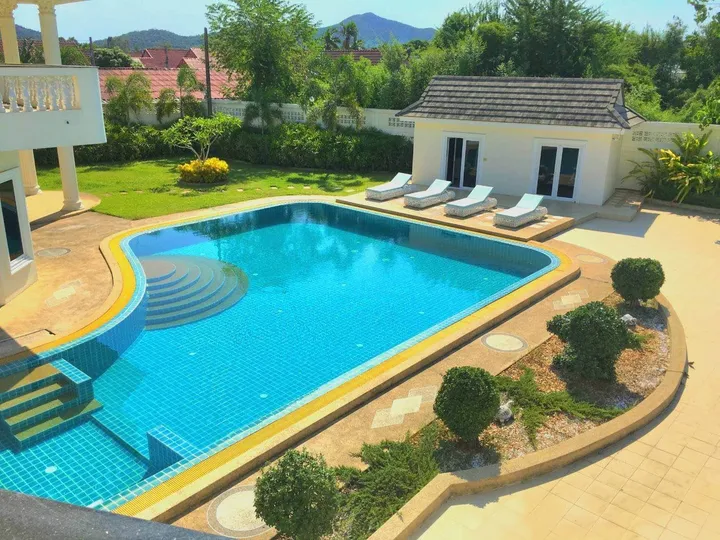 5 Bedroom Villa for sale in Bang Saray