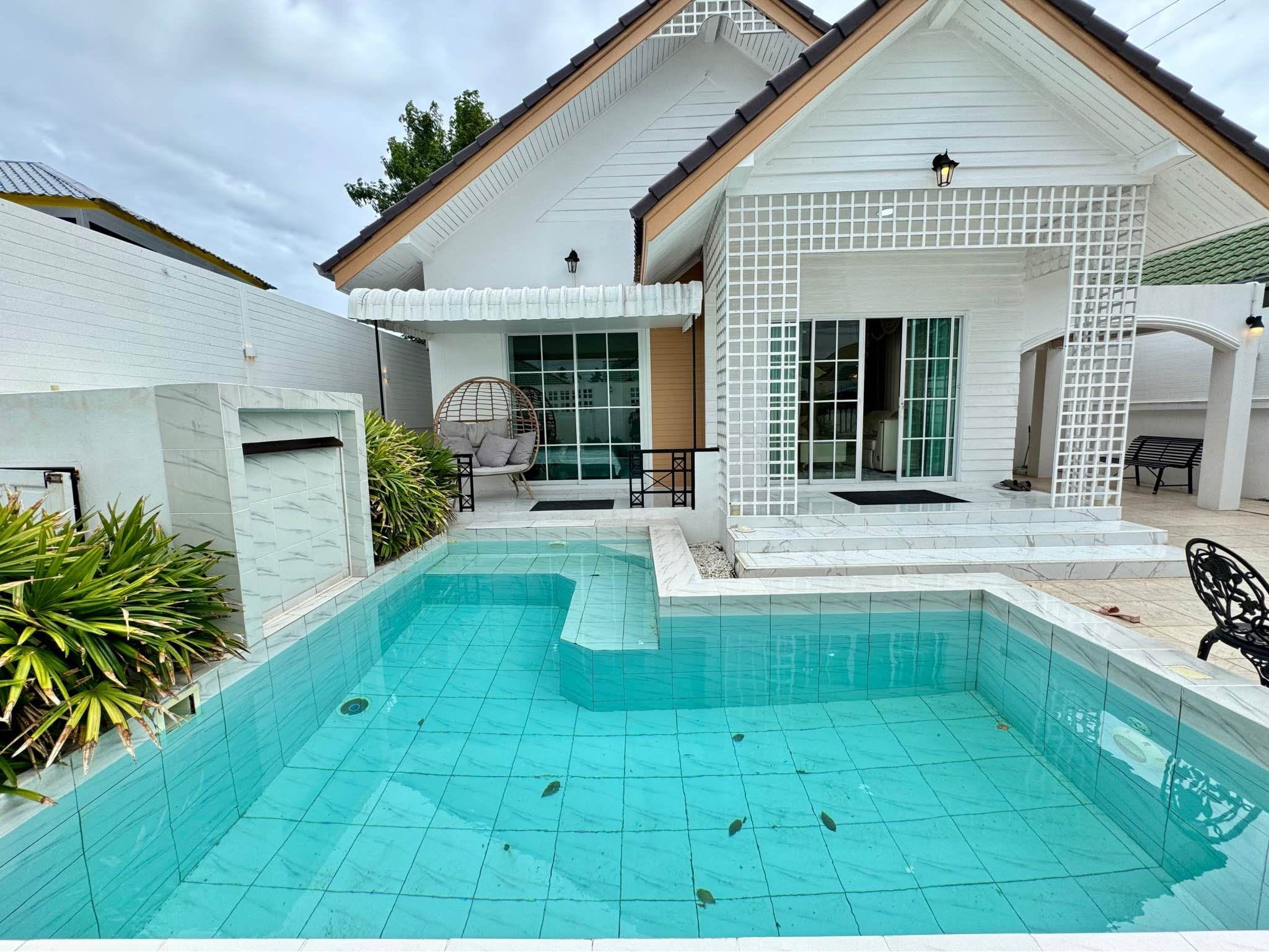 2 Bedroom Villa for sale in Pong