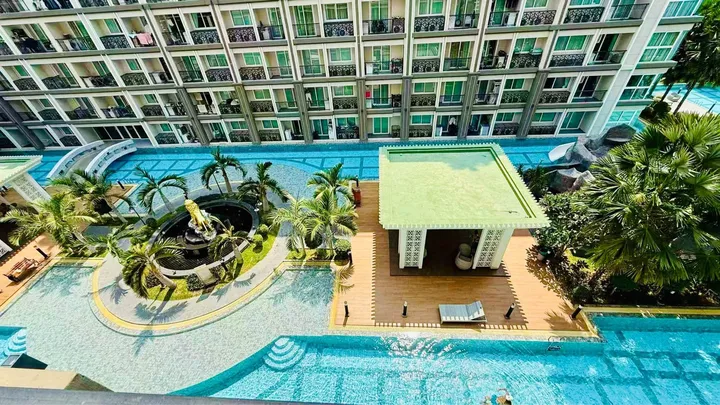 1 Bedroom Apartment for sale at Dusit Grand Park 2