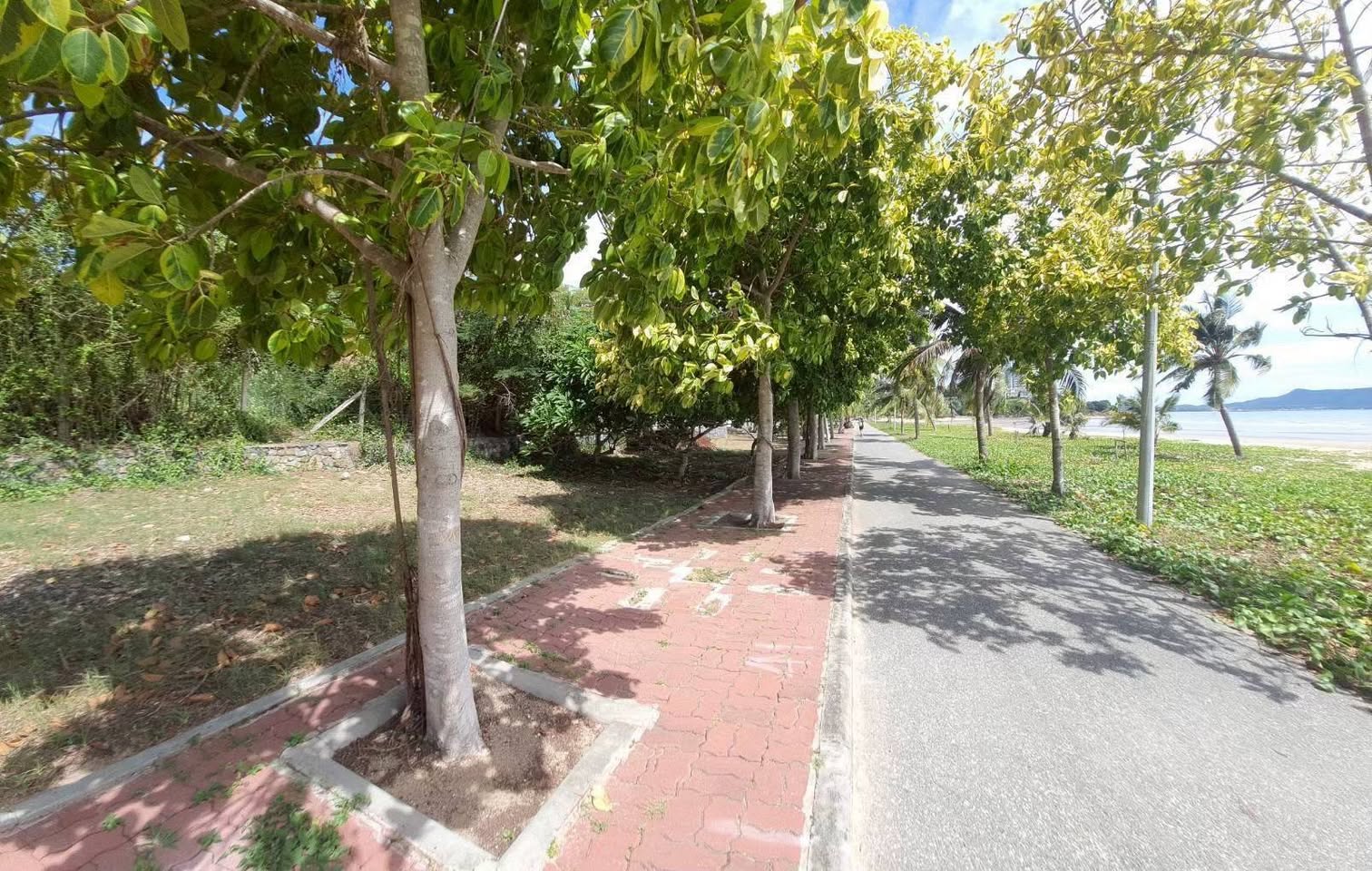 Land for sale in Na Jomtien