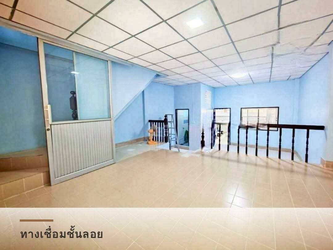 3 Bedroom Townhouse for sale at Pasiri Village