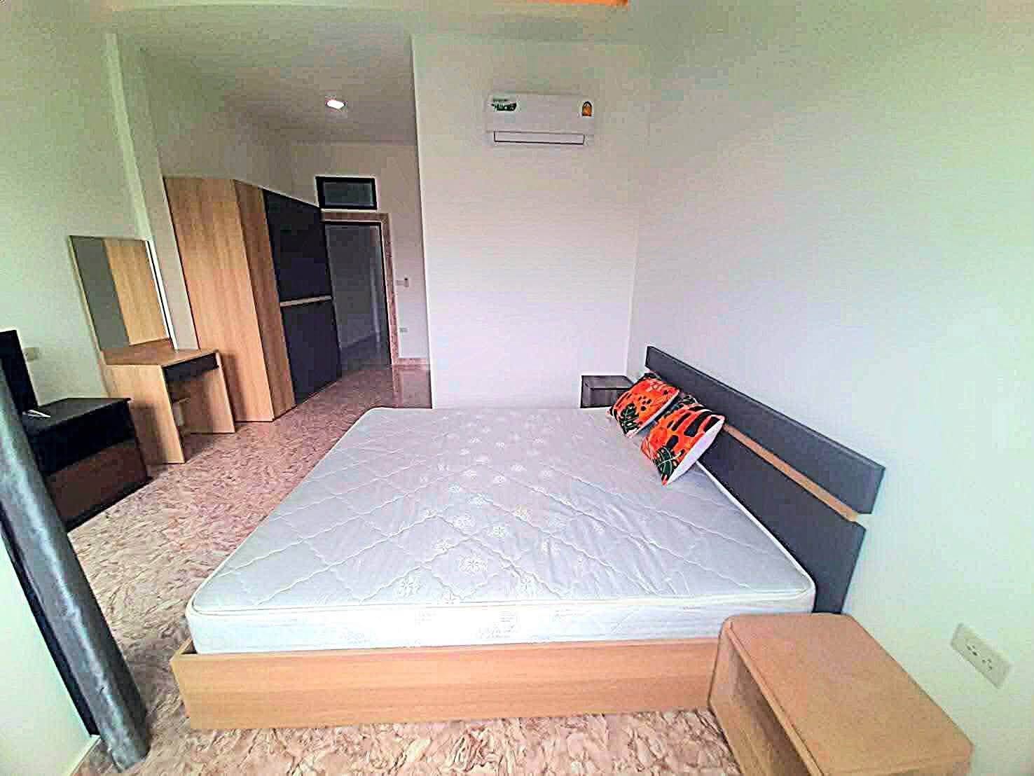 2 Bedroom House for sale in Jomtien