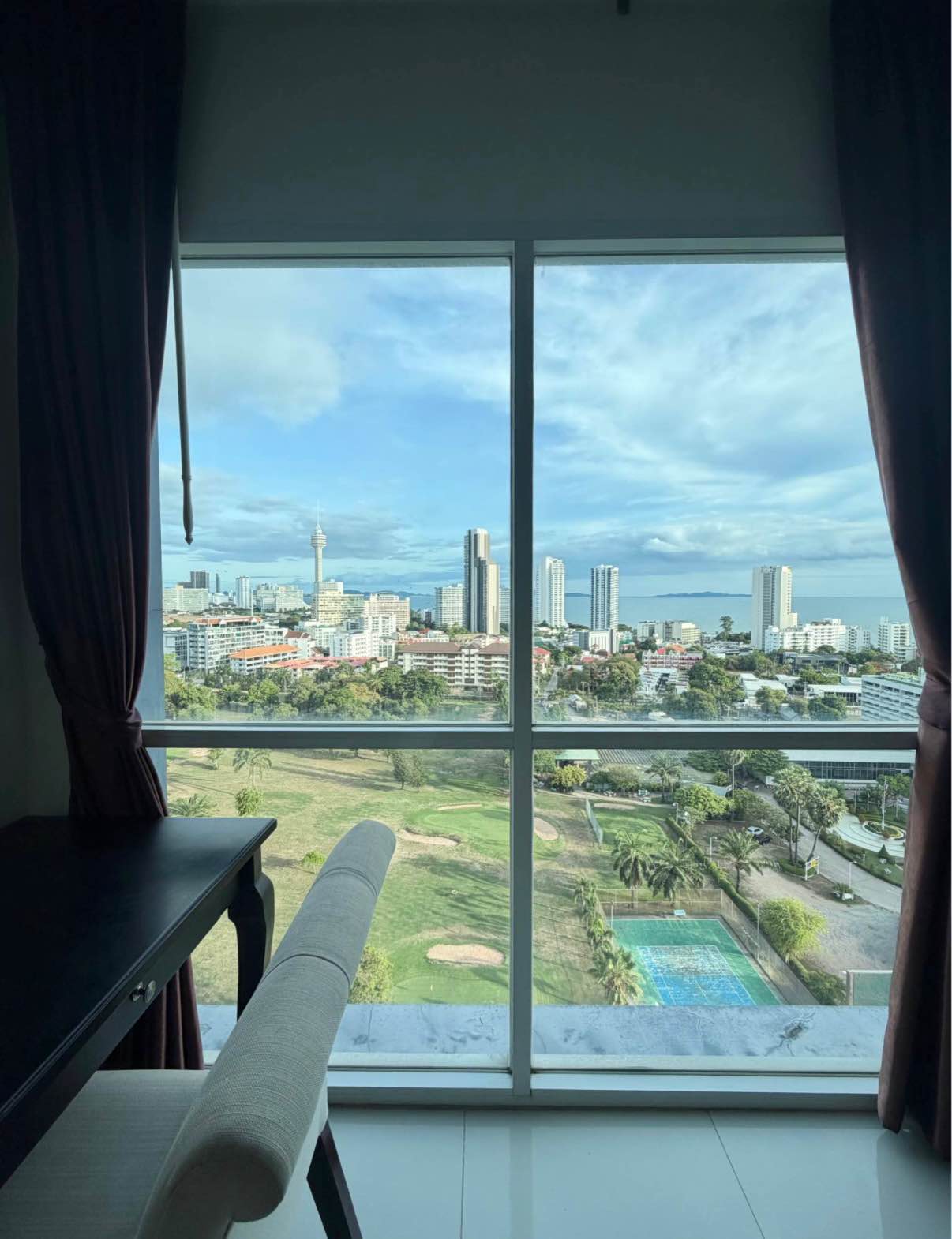 1 Bedroom Condo for rent at One Tower Condo