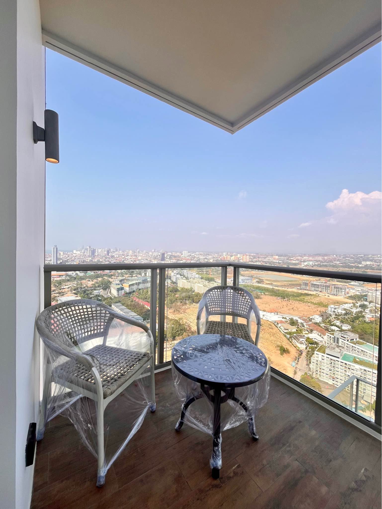 1 Bedroom Condo for rent at The Riviera Ocean Drive