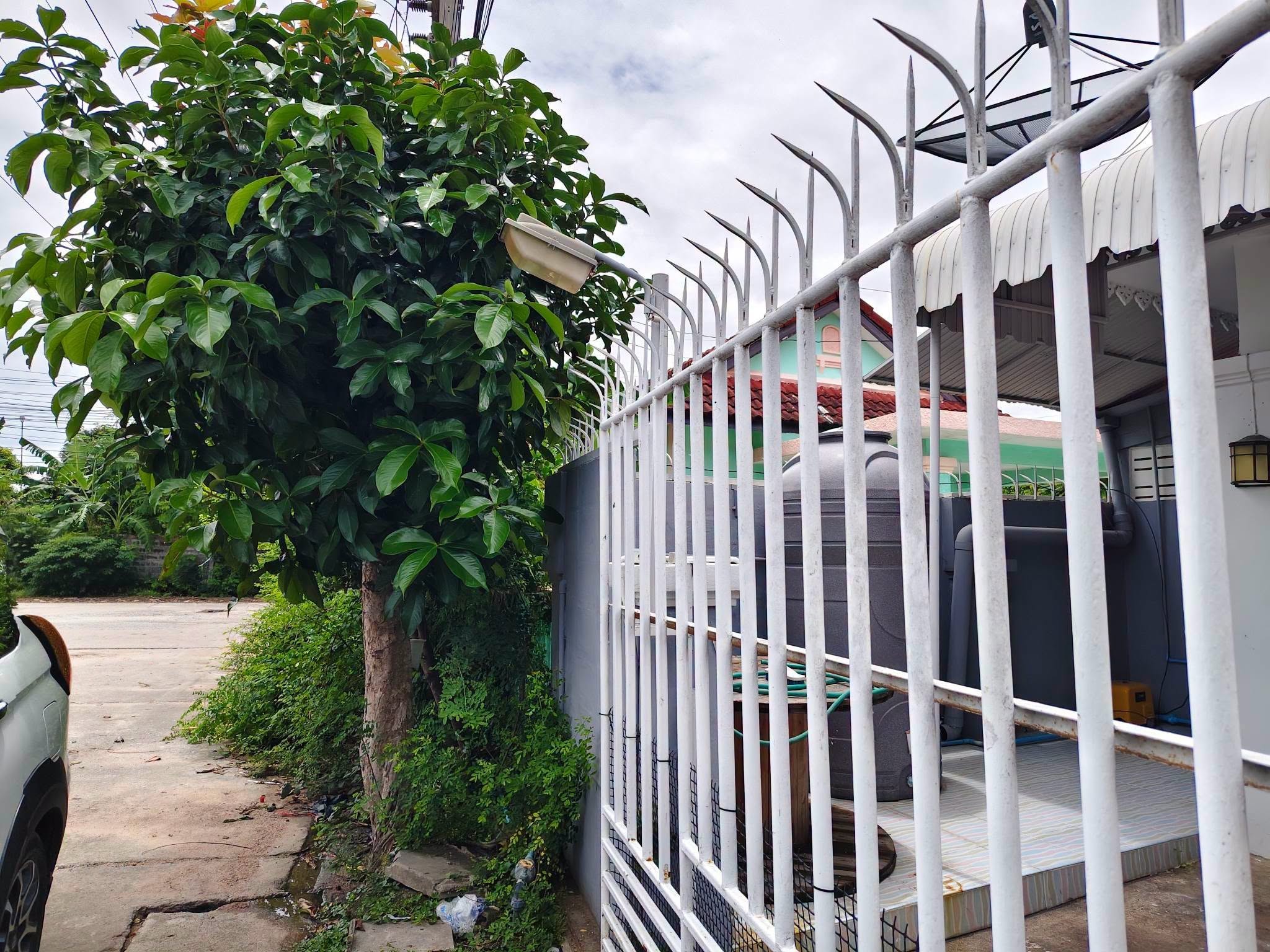 2 Bedroom Townhouse for rent in Noen Plub Wan