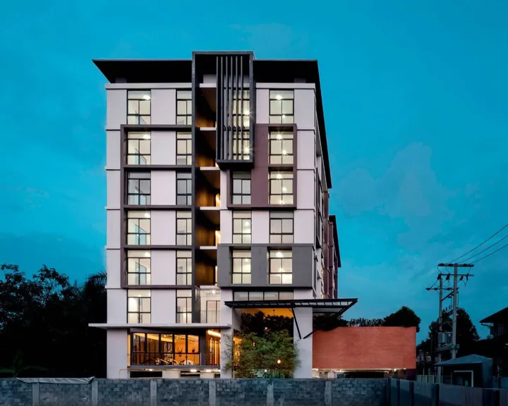 2 Bedroom Condo for sale at Bay House Condominium