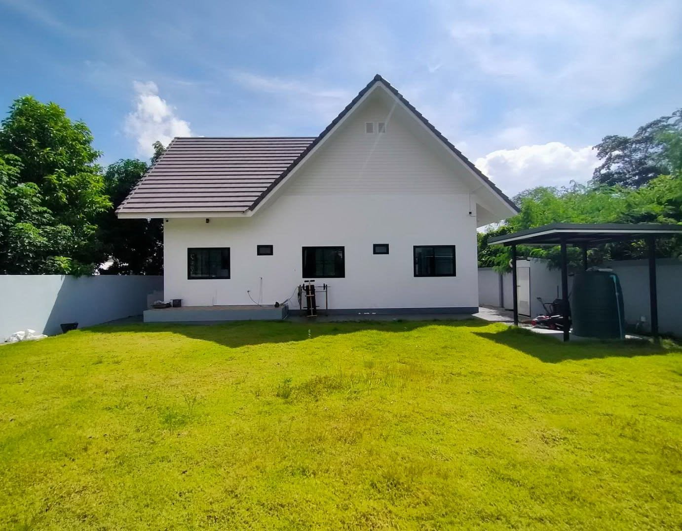 2 Bedroom House for sale in Bang Saray