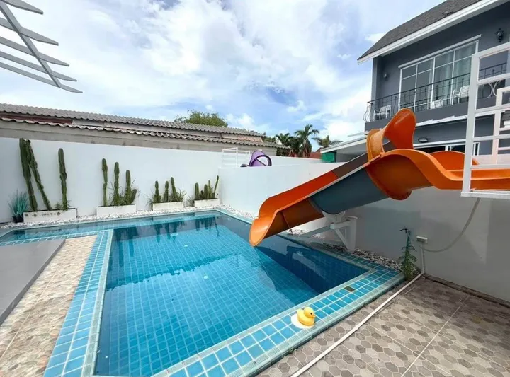 4 Bedroom Villa for rent in Toongklom Tanman