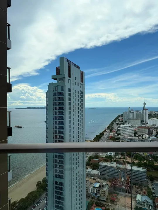 1 Bedroom Condo for rent at Copacabana